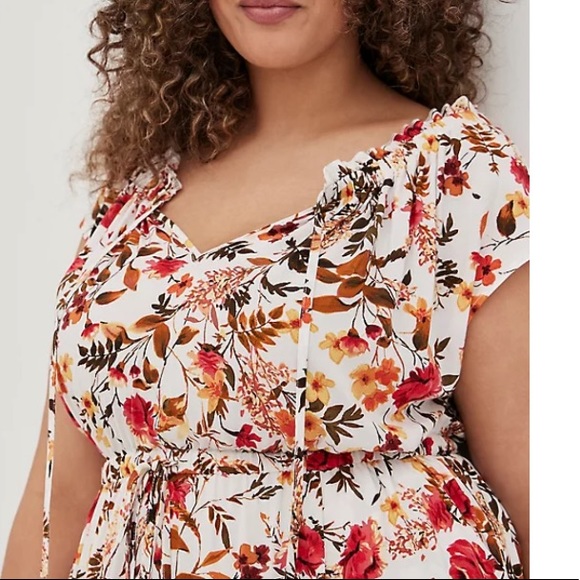 TORRID PEASANT MAXI DRESS - CHALLIS FLORAL WHITE - Picture 2 of 5